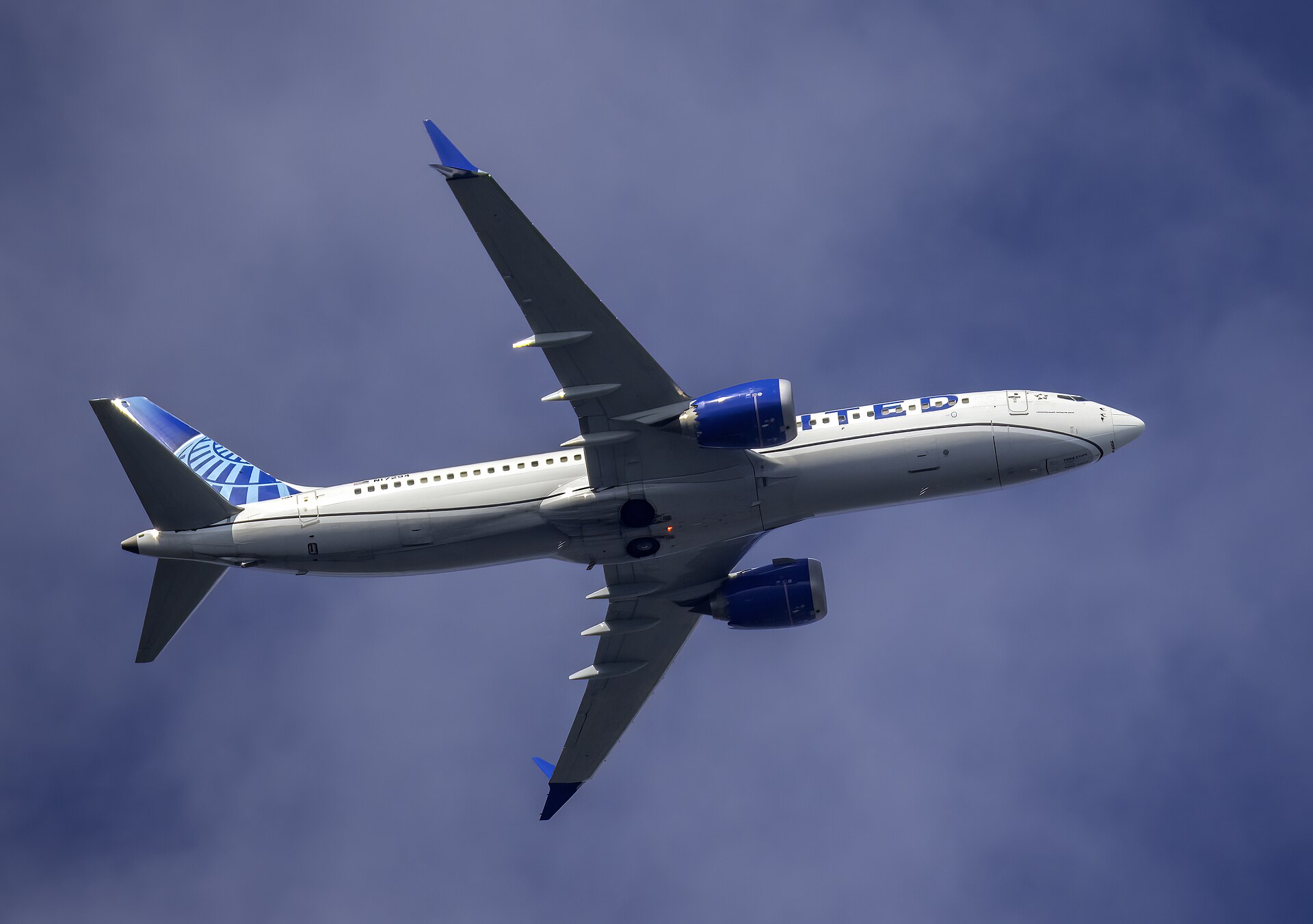 Boeing 737-800 — real photograph
